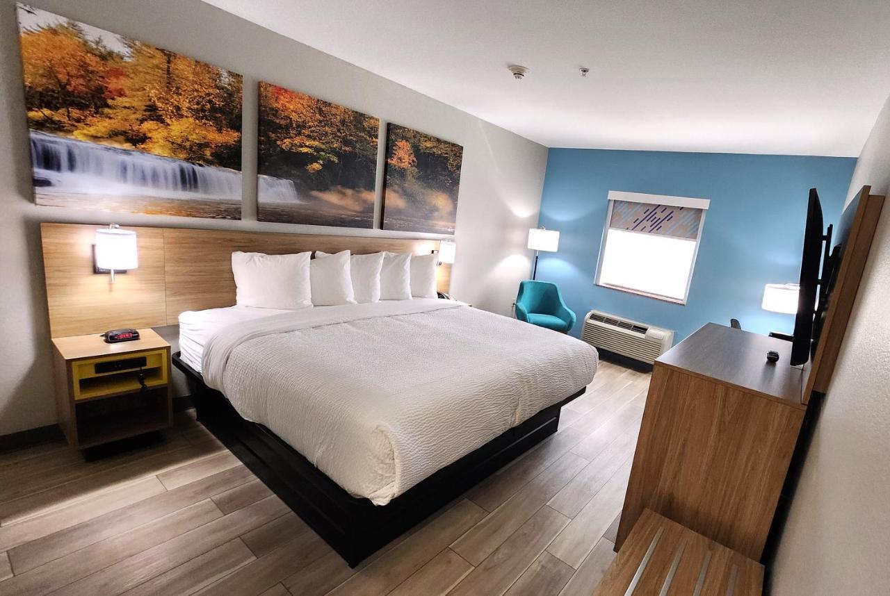 Days Inn & Suites By Wyndham Russellville Extérieur photo