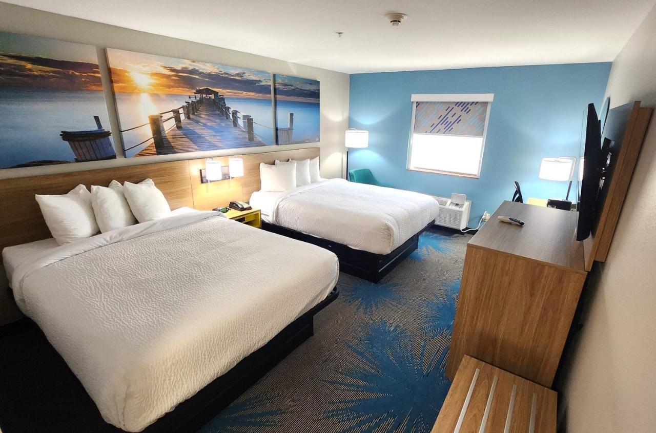 Days Inn & Suites By Wyndham Russellville Extérieur photo
