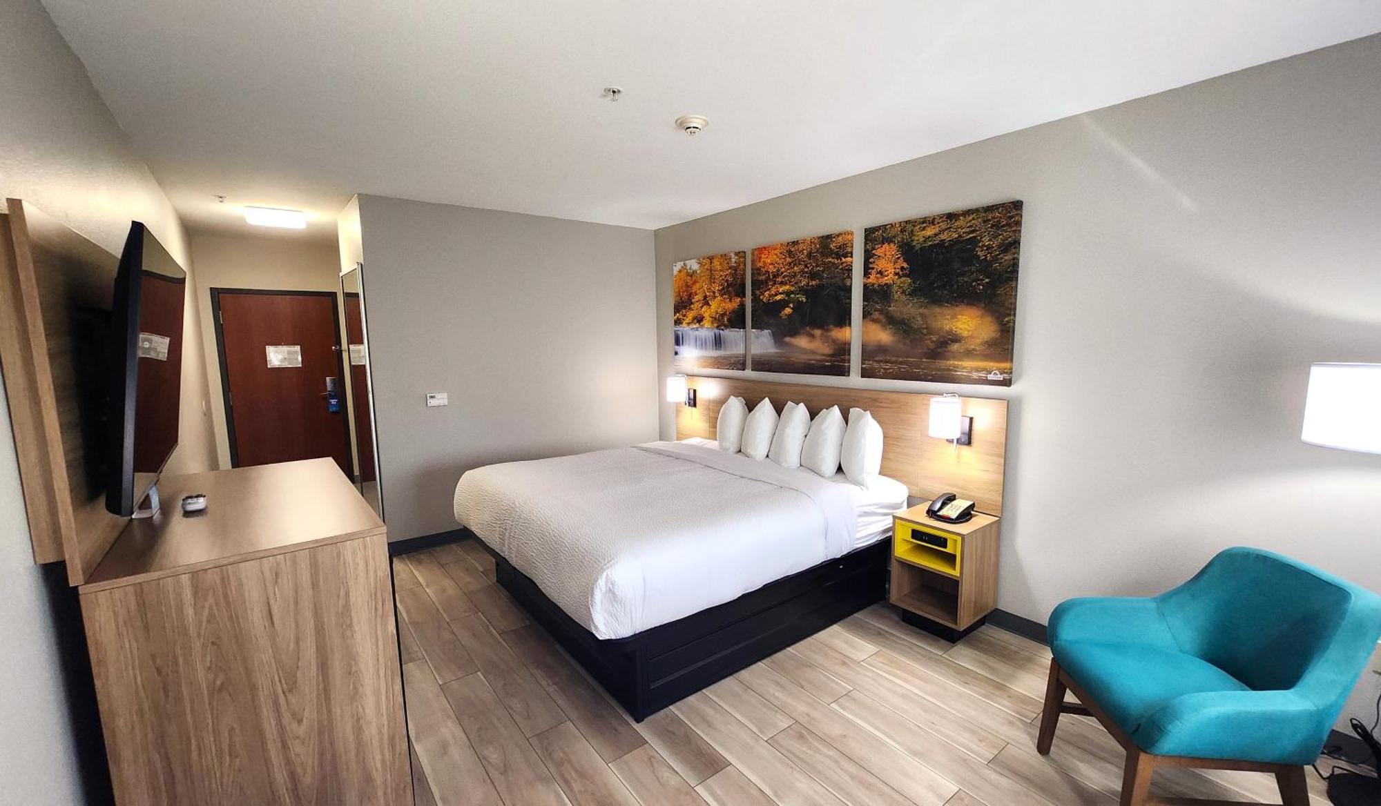 Days Inn & Suites By Wyndham Russellville Extérieur photo